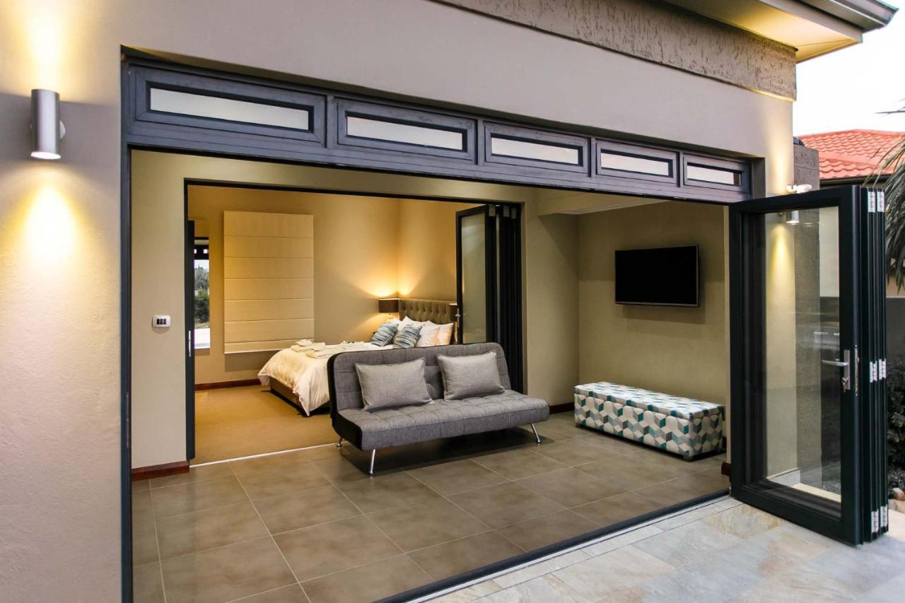 Sonas Boutique Guest House Oudtshoorn Bagian luar foto