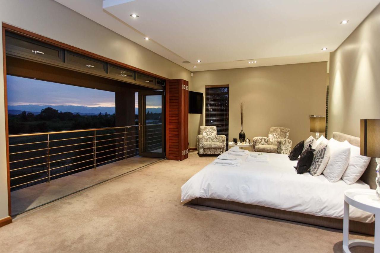 Sonas Boutique Guest House Oudtshoorn Bagian luar foto