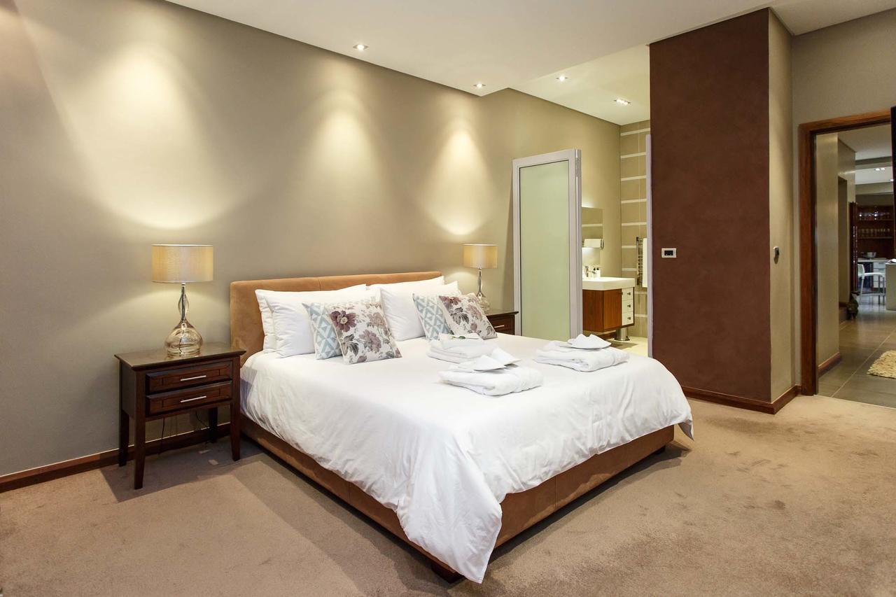 Sonas Boutique Guest House Oudtshoorn Bagian luar foto