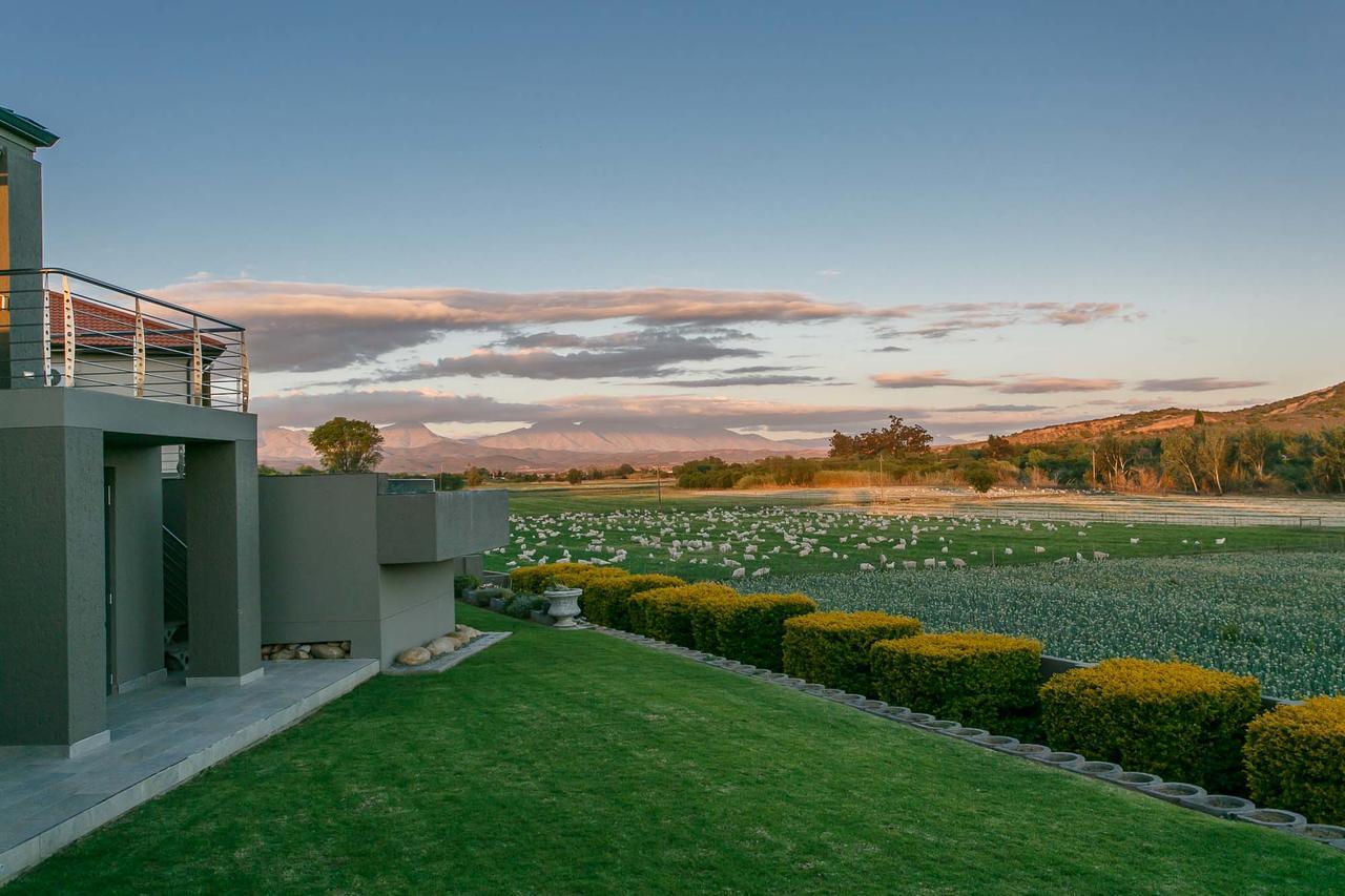 Sonas Boutique Guest House Oudtshoorn Bagian luar foto